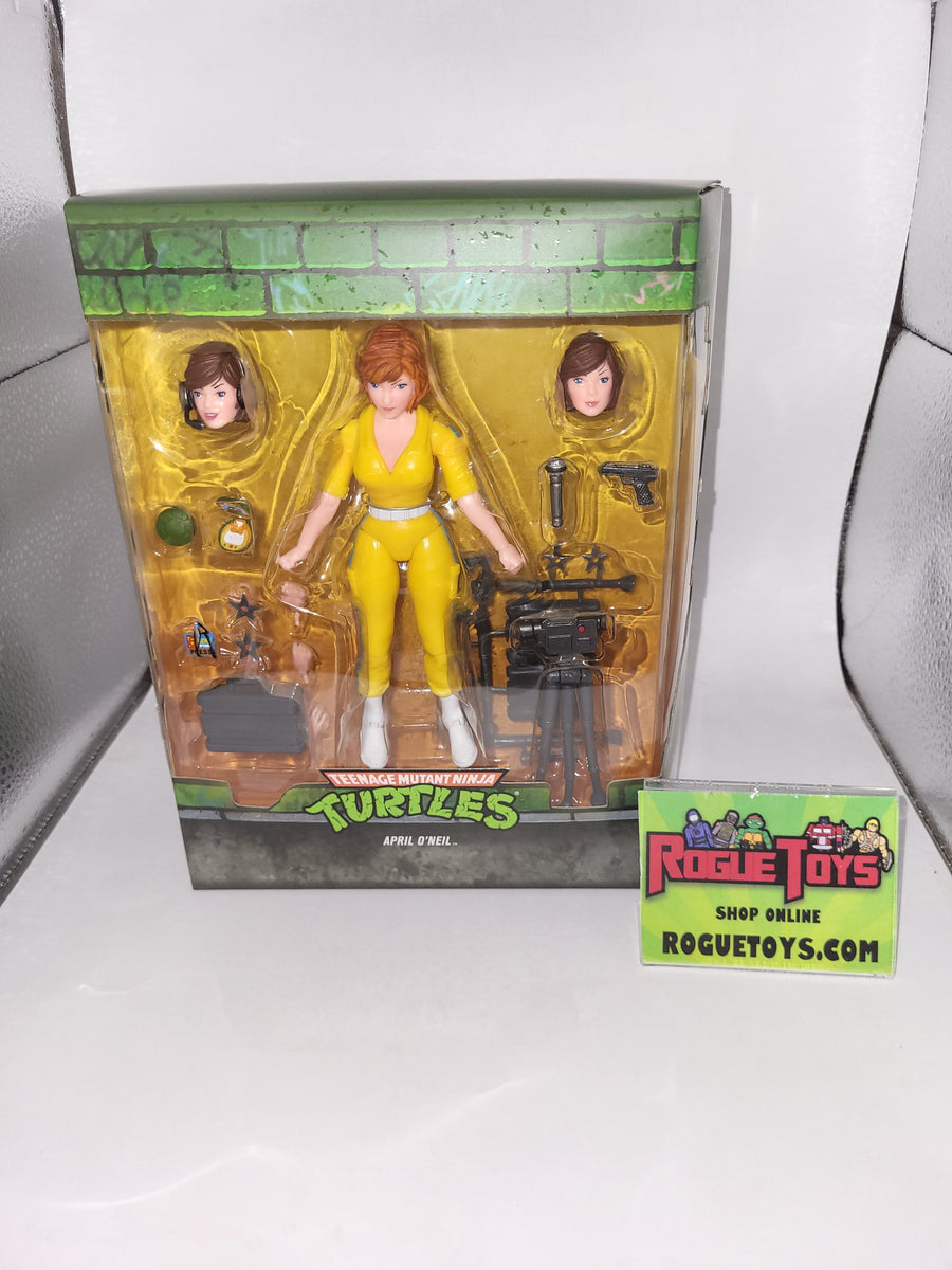 Super 7 Ultimates TMNT- April O’Neil